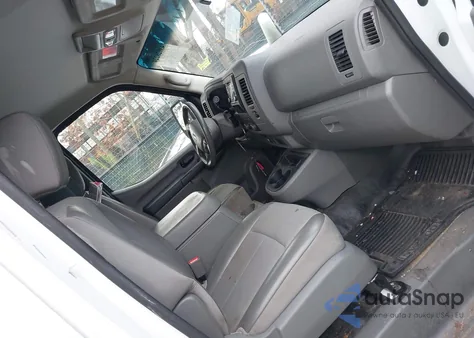 2018 Nissan Nv Cargo Nv2500 Hd Sv V8 z USA, uszkodzony, nr VIN 1N6AF0KY1JN817758